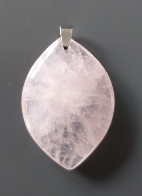 Quartz rose AA Forme libre plate